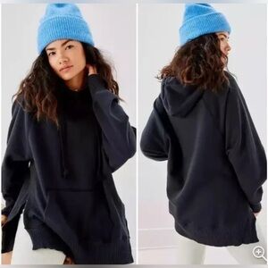 American Eagle Oversize Boyfriend Offline Side Slit Black Cozy Hoodie Sweater XS